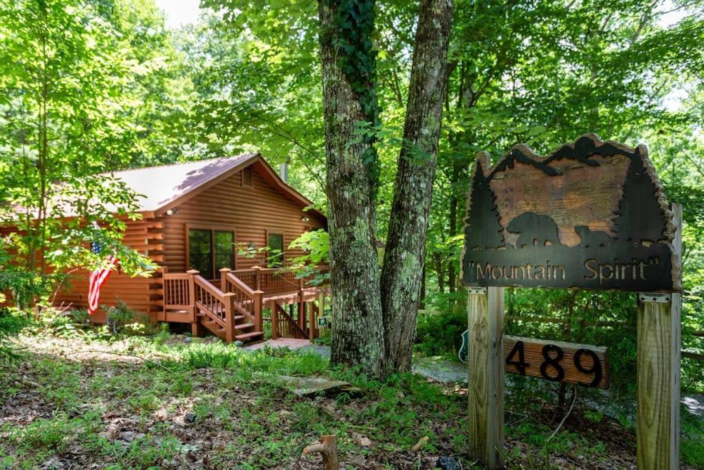 Mountain Spirit Cabin - Fireplace And Hot Tub Villa Blue Ridge Ngoại thất bức ảnh
